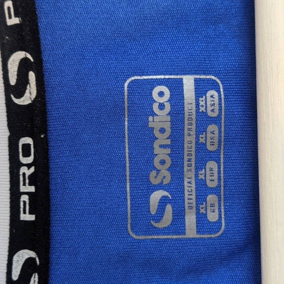 Portsmouth FC Jersey - Size XL - Picture 3 of 4